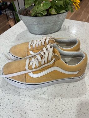 Vans Old Skool Mustard Yellow Suede Canvas Sneakers Women’s 7.5 Men’s 6
